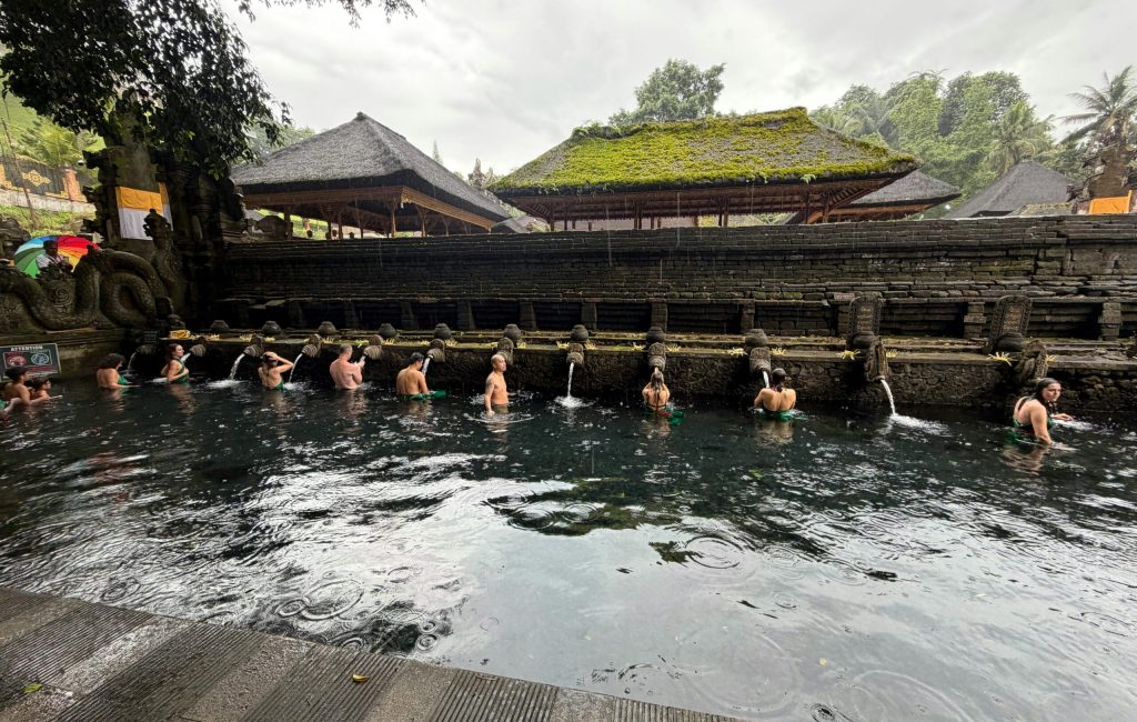 holly spring temple